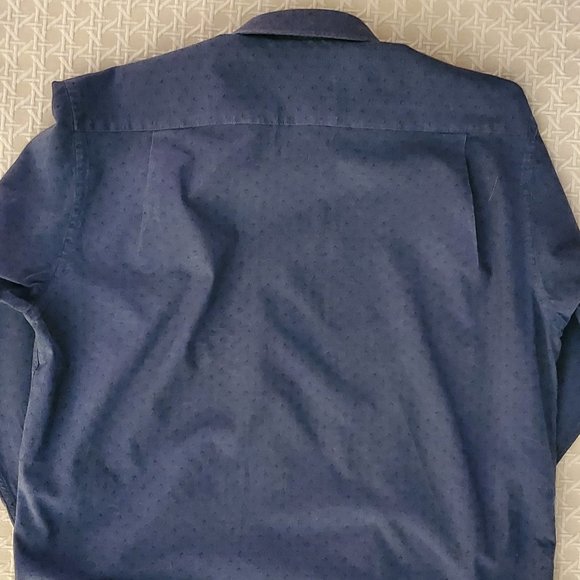 Jos A Bank Men's shirt with subtle pattern - Large - Picture 2 of 4
